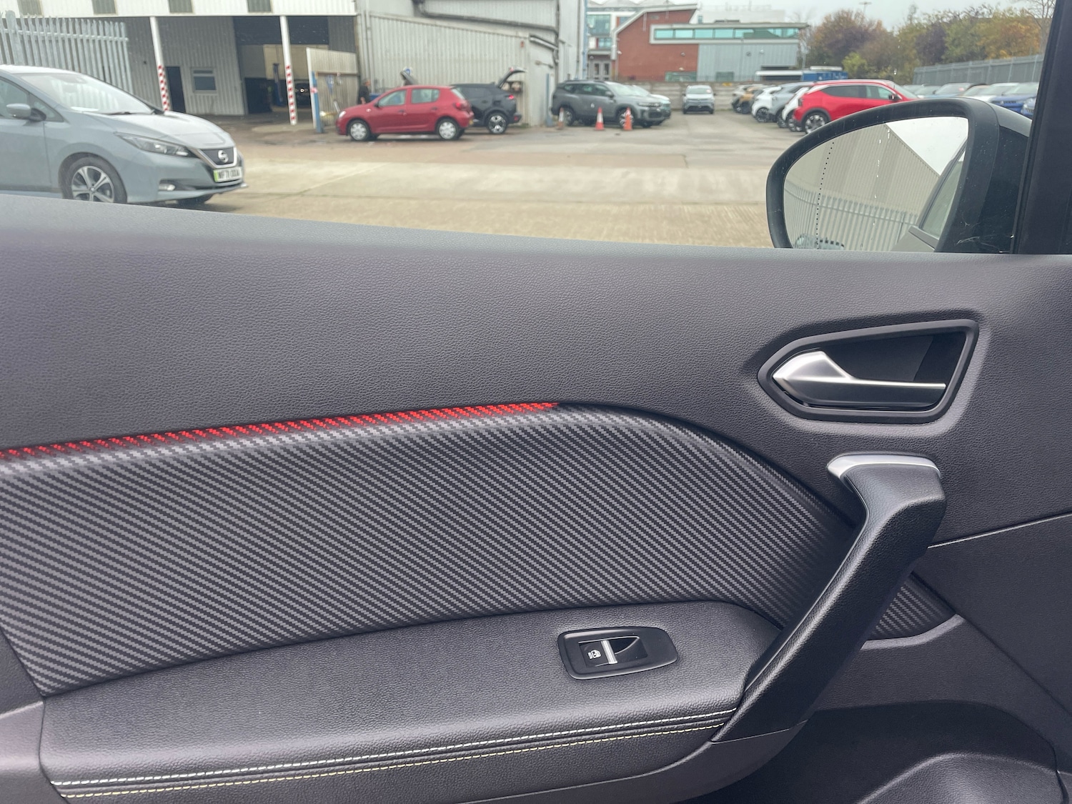 Used Renault Captur 2023 for sale - 76420149: Photo 11