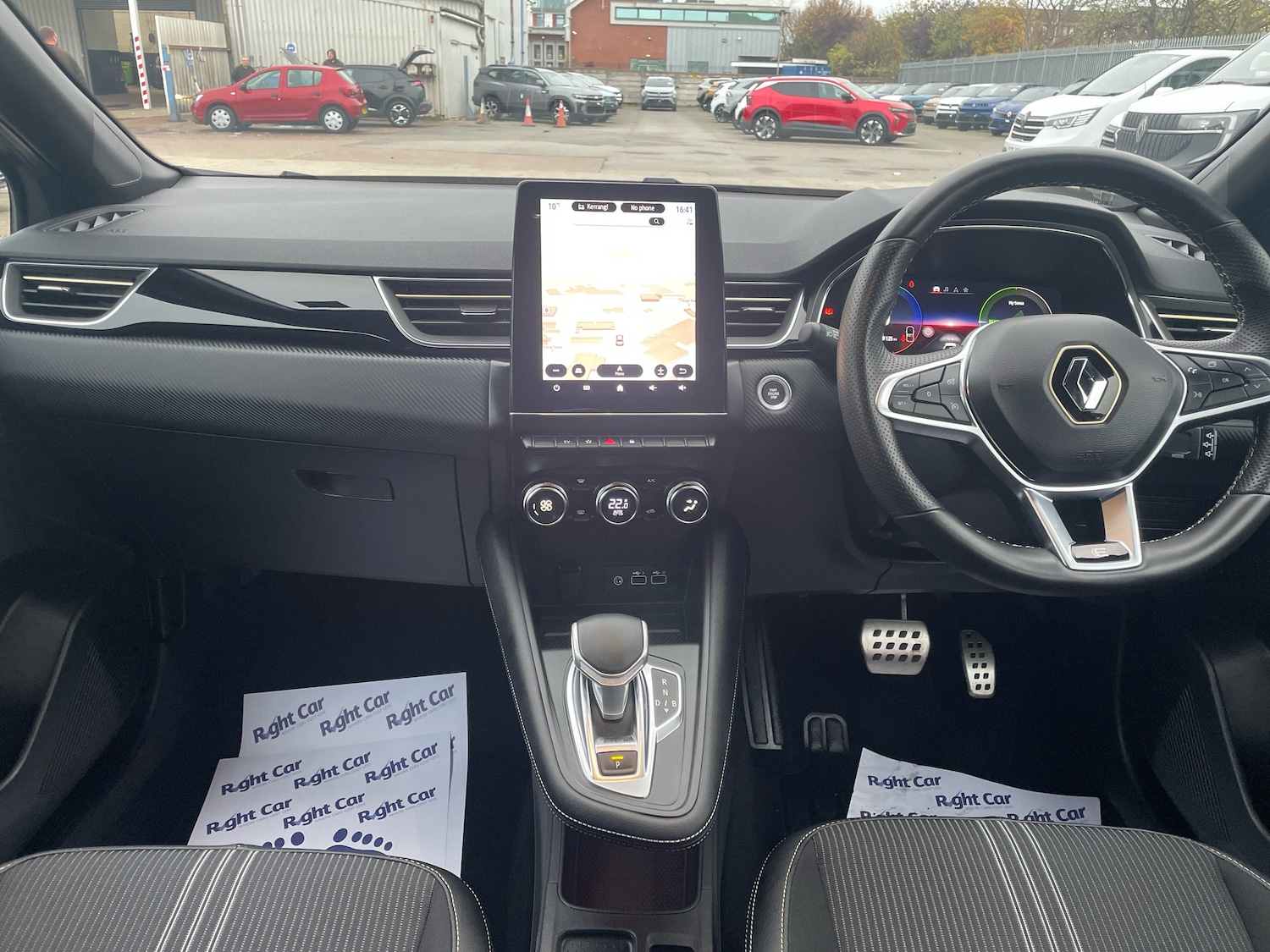 Used Renault Captur 2023 for sale - 76420149: Photo 8