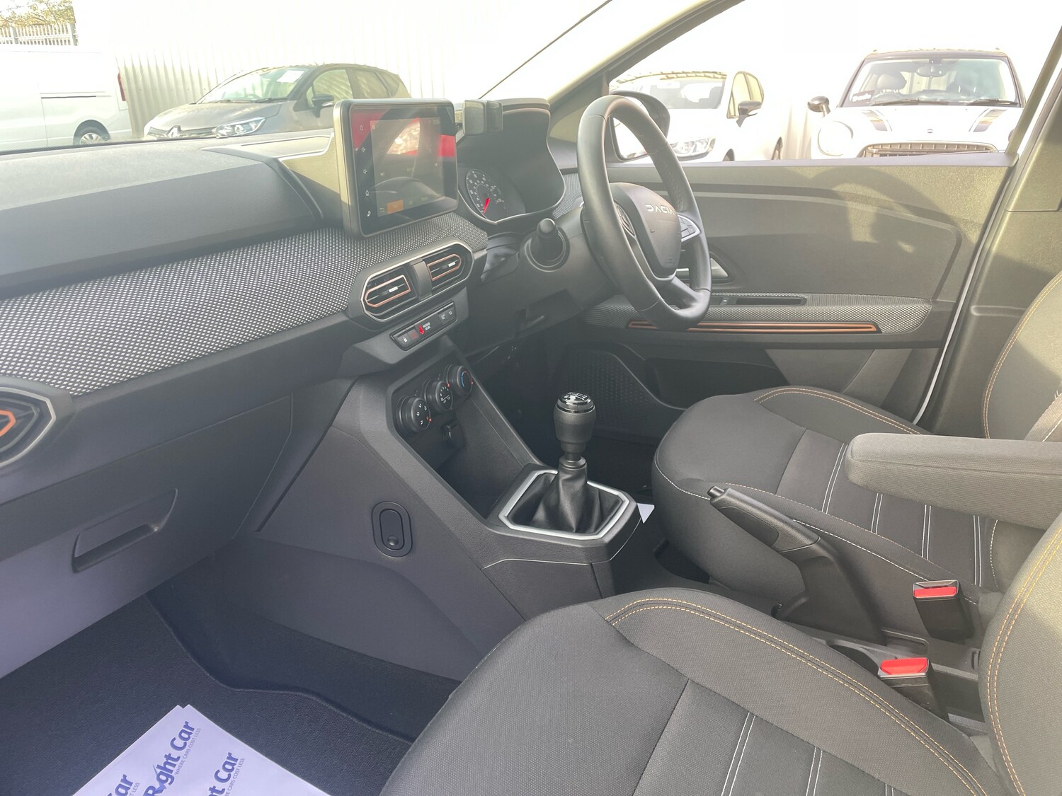 Used Dacia Sandero Stepway 2023 for sale - 76420151: Photo 2