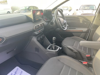 Used Dacia Sandero Stepway 2023 for sale - 76420151: Photo