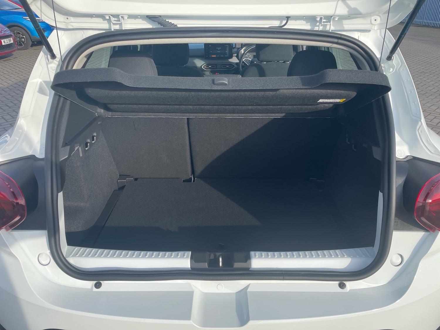 Used Dacia Sandero Stepway 2023 for sale - 76420151: Photo 9