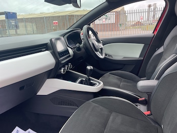 Used Renault Clio 2021 for sale - 75625567: Photo