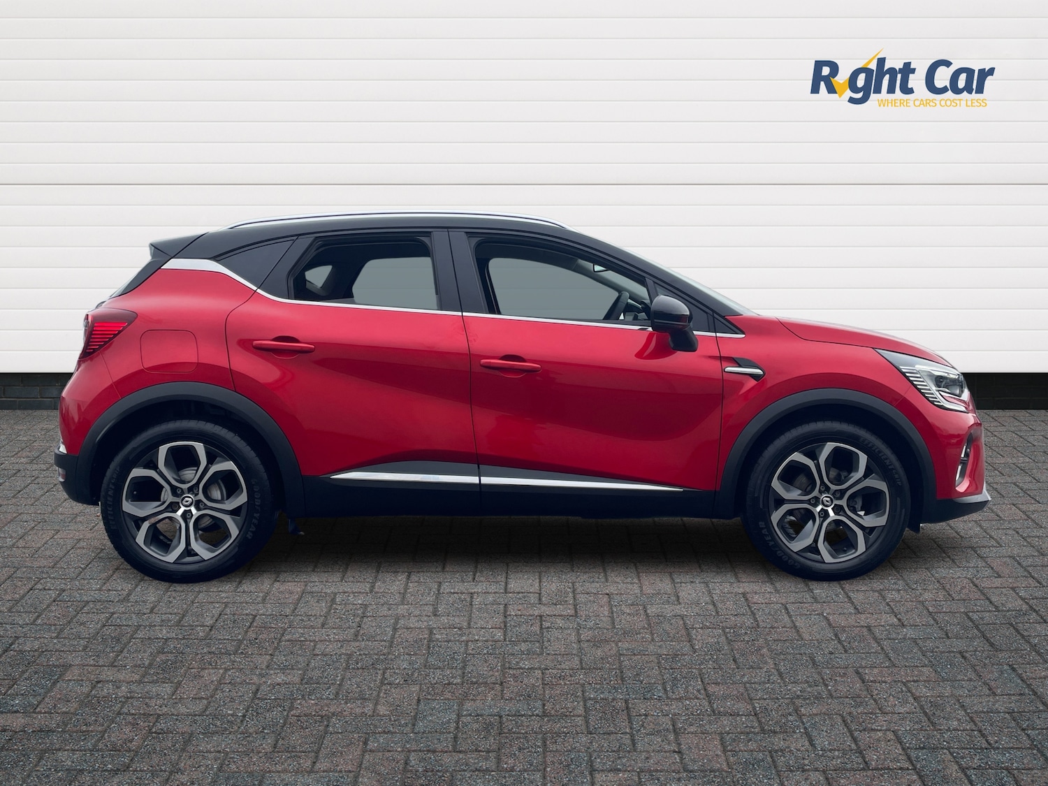 Used Renault Captur 2023 for sale - 76552100: Photo 4