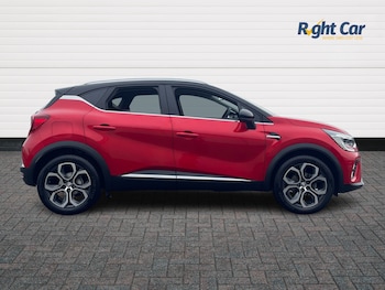 Used Renault Captur 2023 for sale - 76552100: Photo