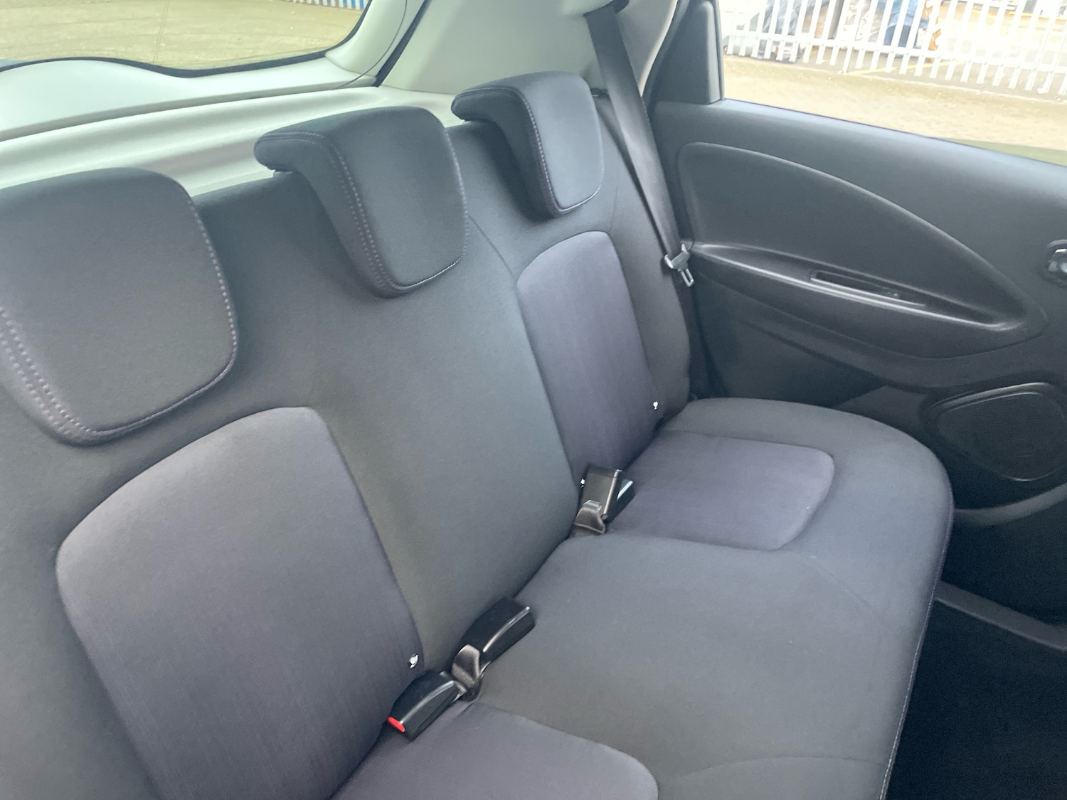 Used Renault Zoe 2018 for sale - 76487113: Photo 10