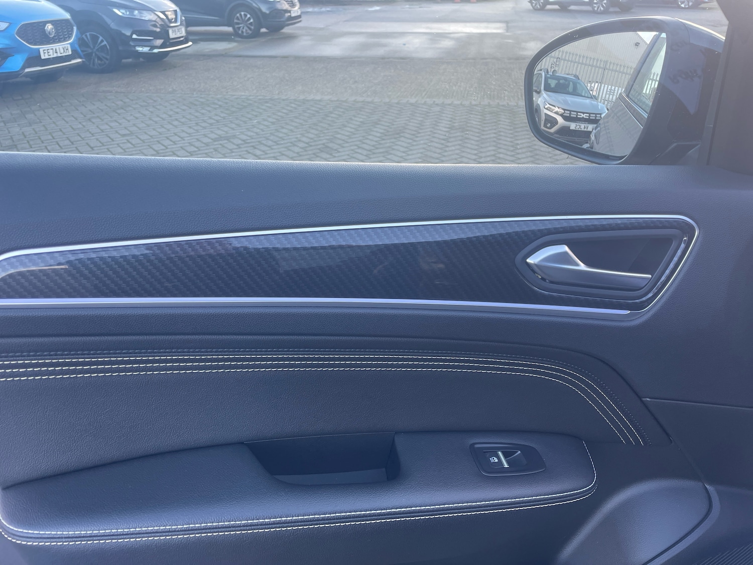 Used Renault Arkana 2023 for sale - 76609410: Photo 11