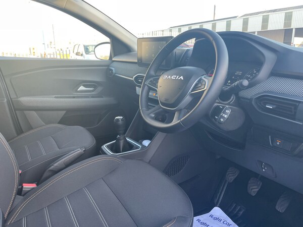 Used Dacia Sandero Stepway 2024 for sale - 76125158: Photo 6