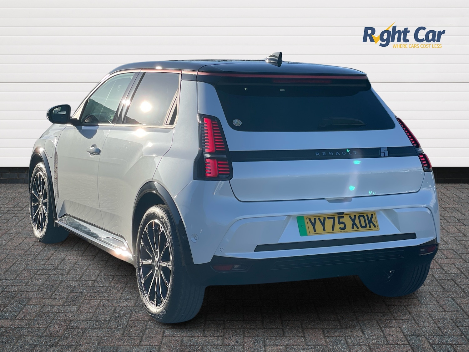 Used Renault 5 2025 for sale - 77660460: Photo 3