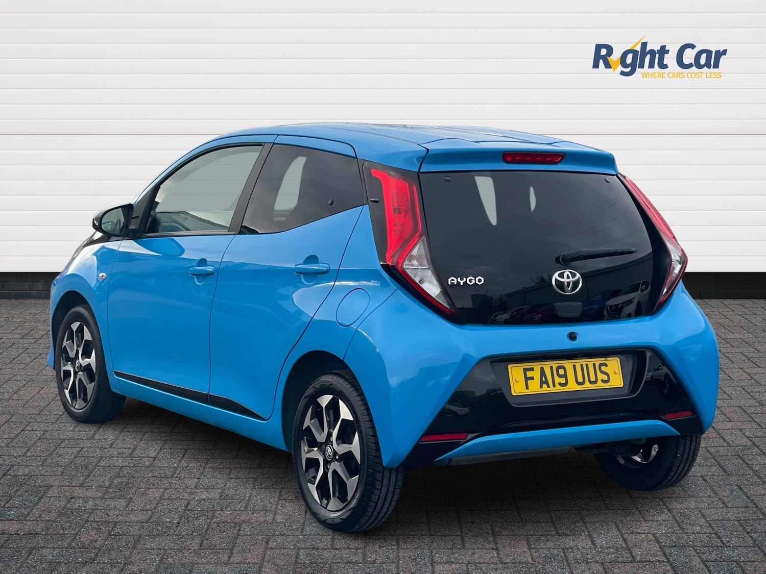 Used Toyota AYGO 2019 for sale - 76474737: Photo 3