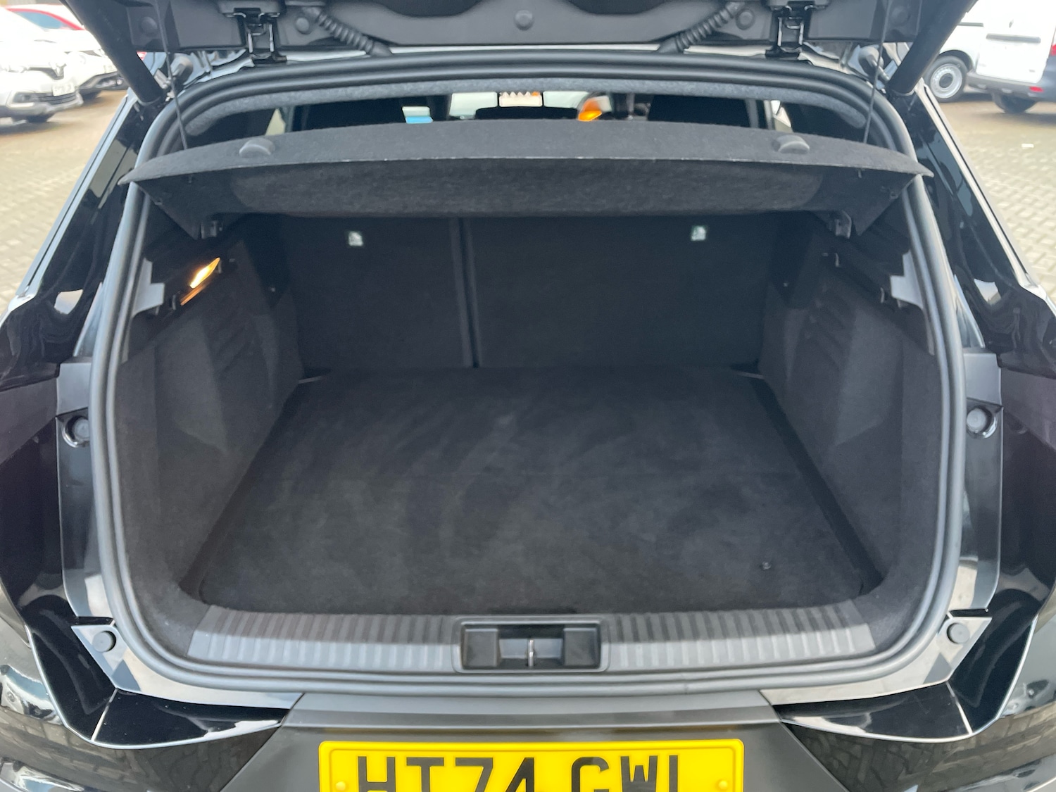 Used Renault Other 2024 for sale - 77232294: Photo 9