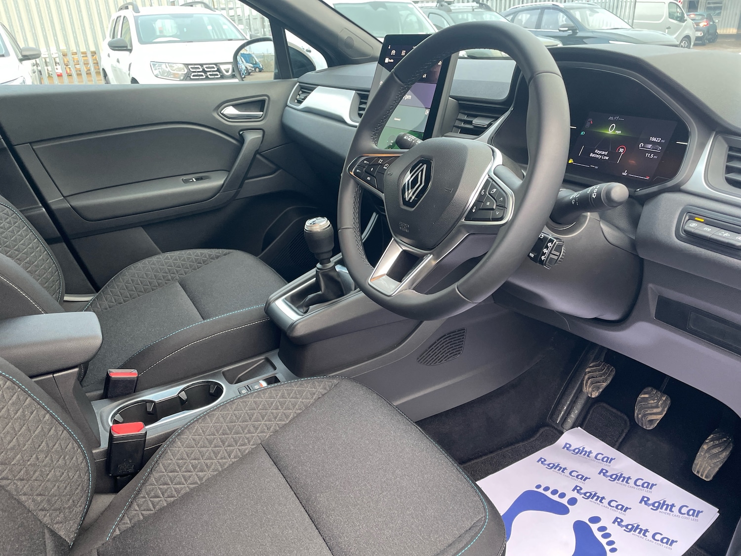 Used Renault Captur 2024 for sale - 77256538: Photo 6