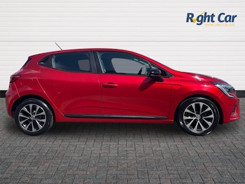 Used Renault Clio 2023 for sale - 79339160: Photo