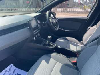 Used Renault Clio 2024 for sale - 75293231: Photo