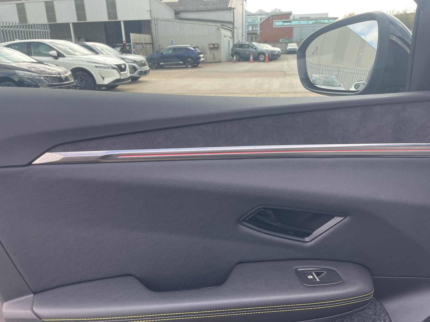 Used Renault Megane E Tech 2023 for sale - 76389926: Photo 11