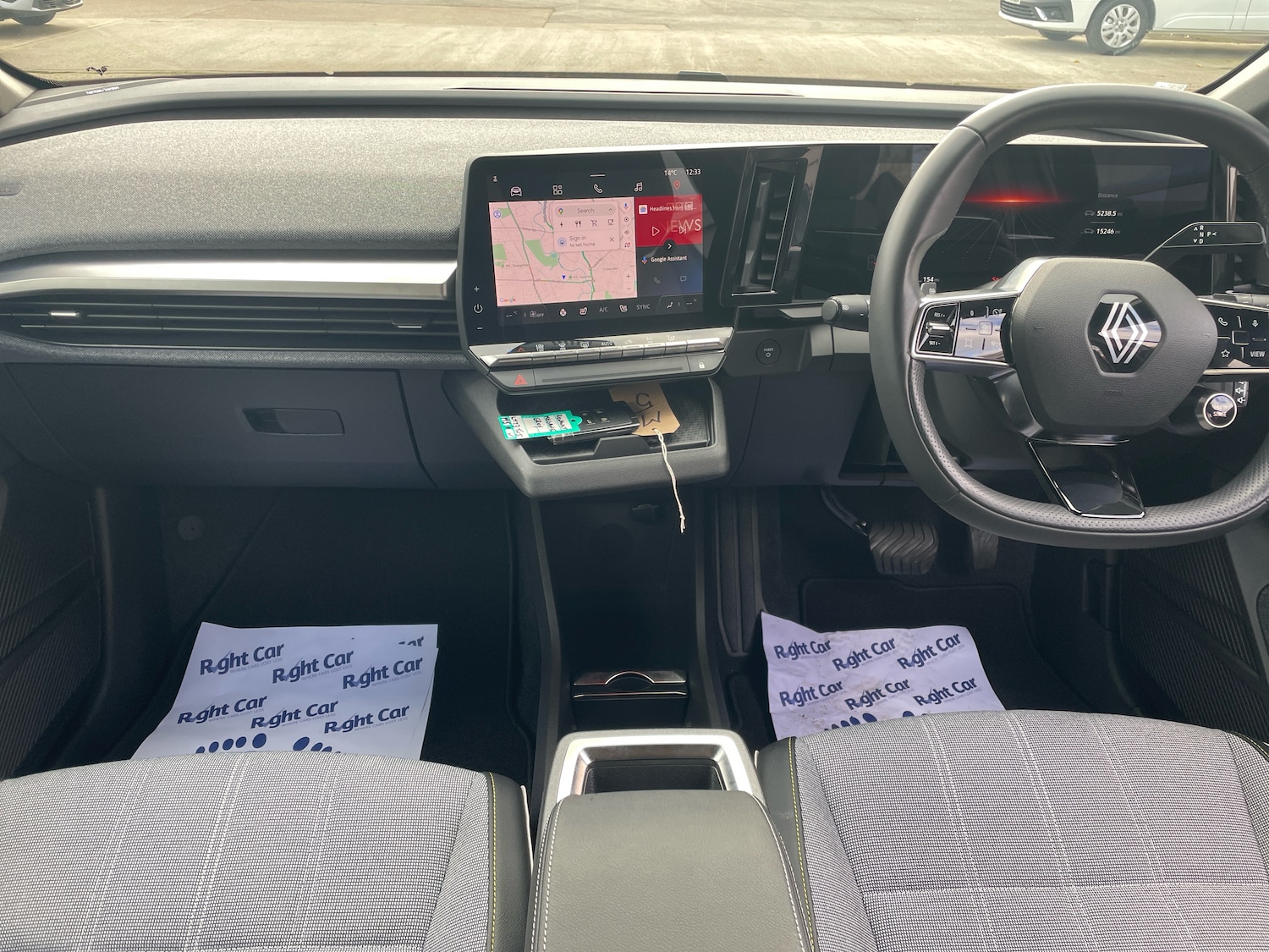 Used Renault Megane E Tech 2023 for sale - 76389926: Photo 8