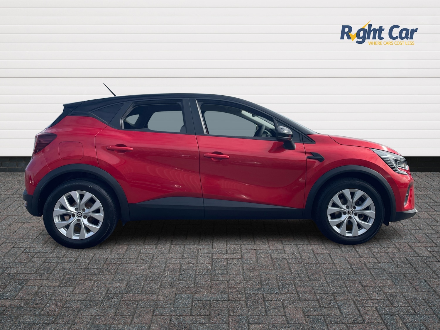 Used Renault Captur 2022 for sale - 76062570: Photo 4