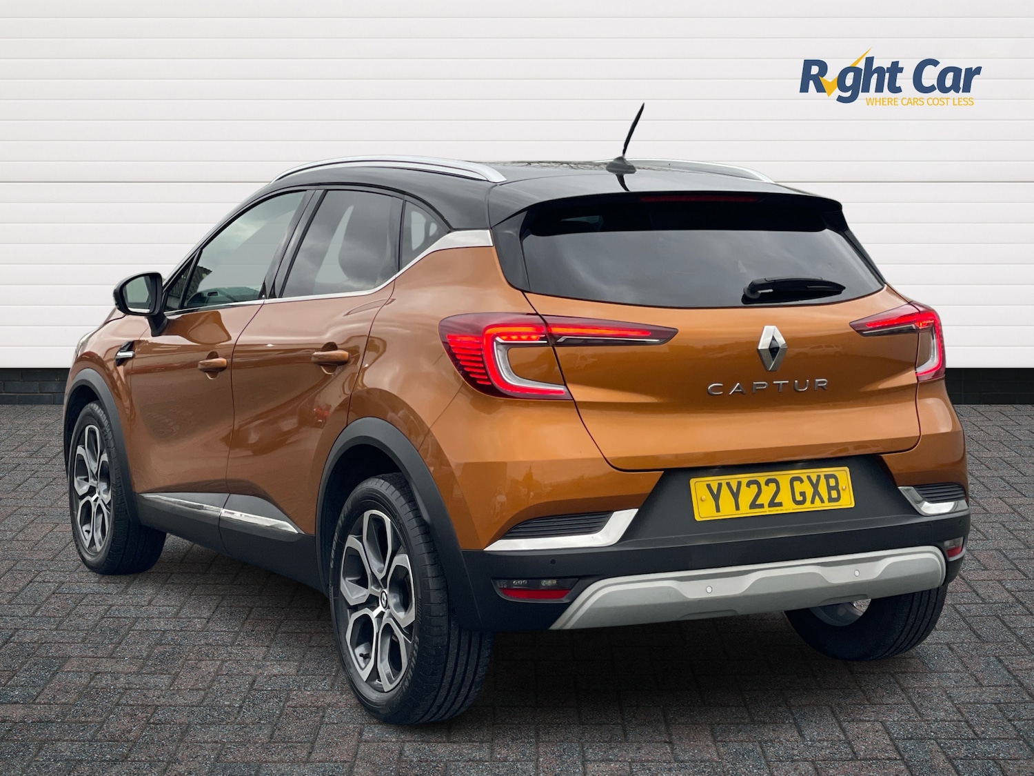 Used Renault Captur 2022 for sale - 76563396: Photo 3