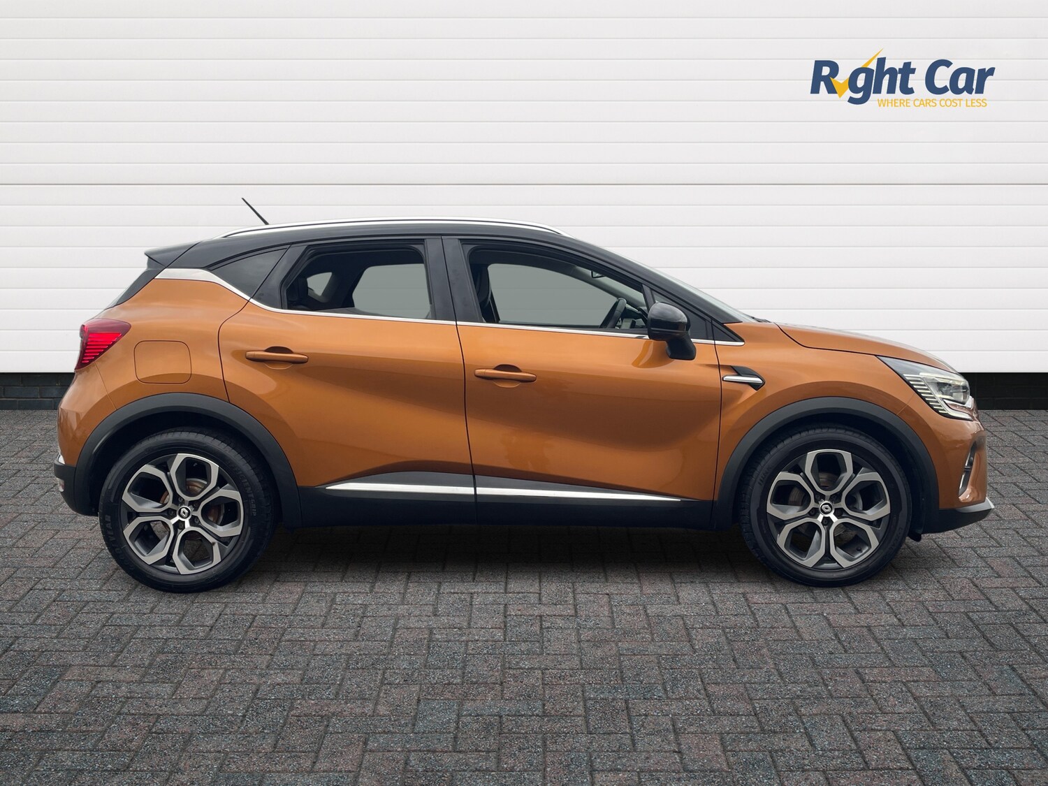 Used Renault Captur 2022 for sale - 76563396: Photo 4