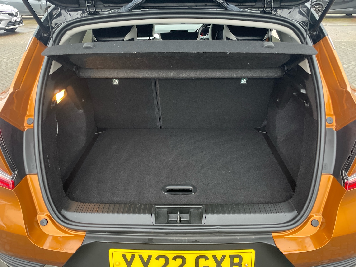 Used Renault Captur 2022 for sale - 76563396: Photo 9