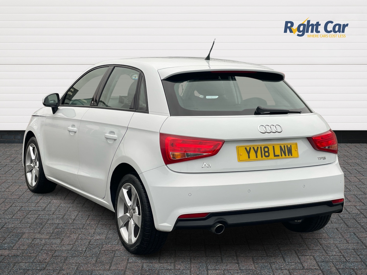 Used Audi A1 2018 for sale - 76731664: Photo 3