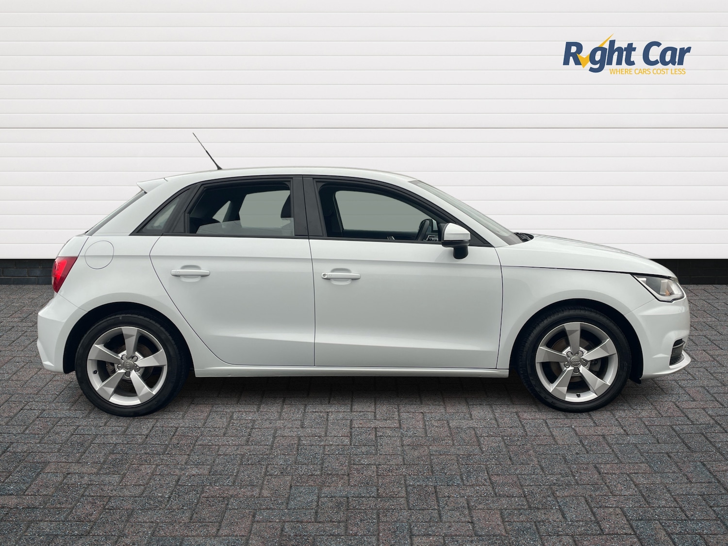 Used Audi A1 2018 for sale - 76731664: Photo 4