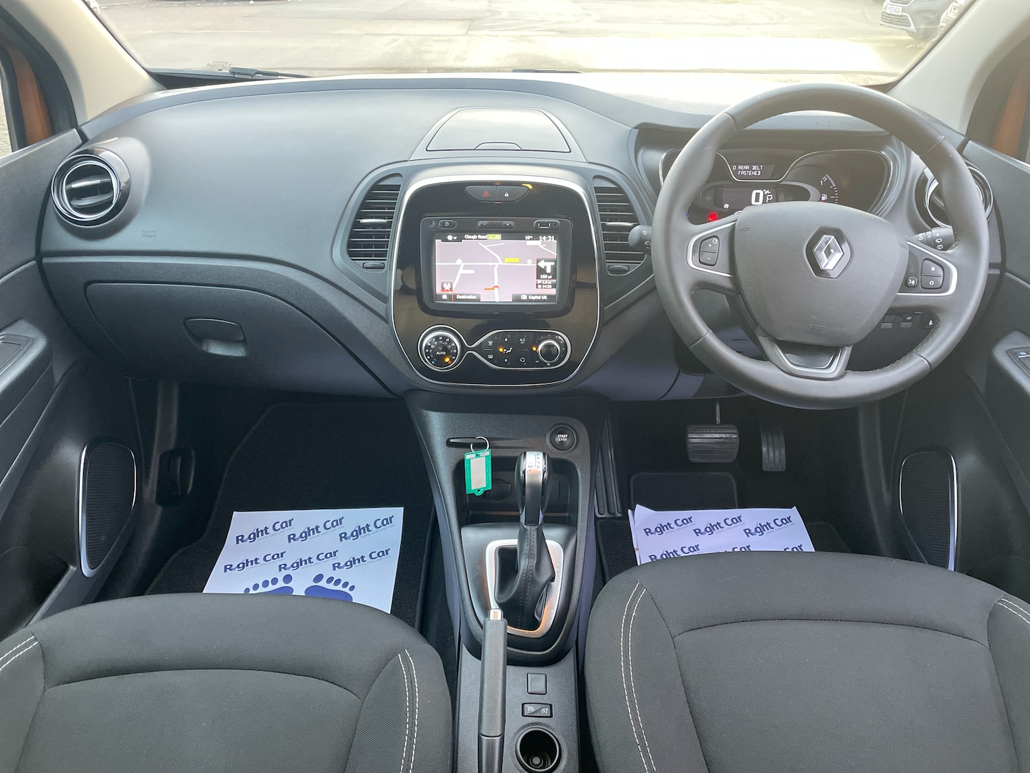 Used Renault Captur 2018 for sale - 77031554: Photo 8