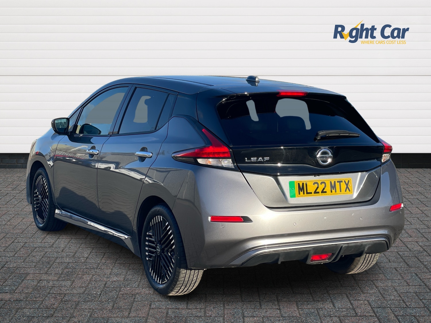 Used Nissan Leaf 2022 for sale - 76901546: Photo 3