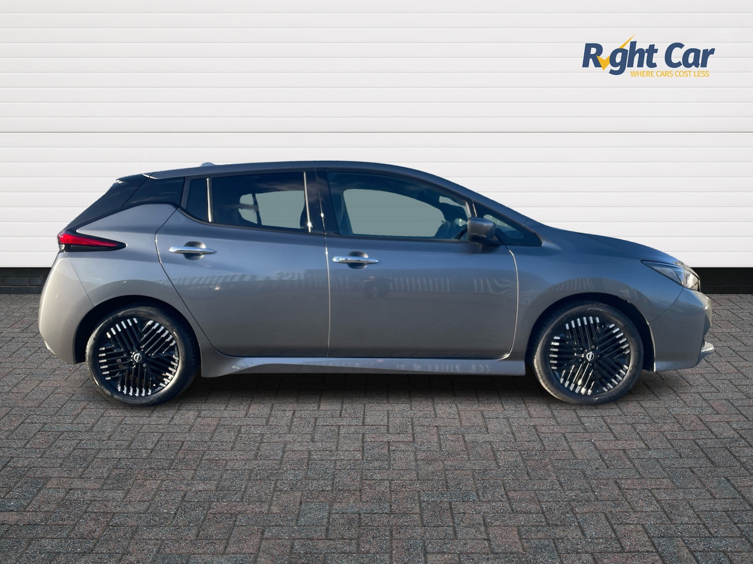 Used Nissan Leaf 2022 for sale - 76901546: Photo 4