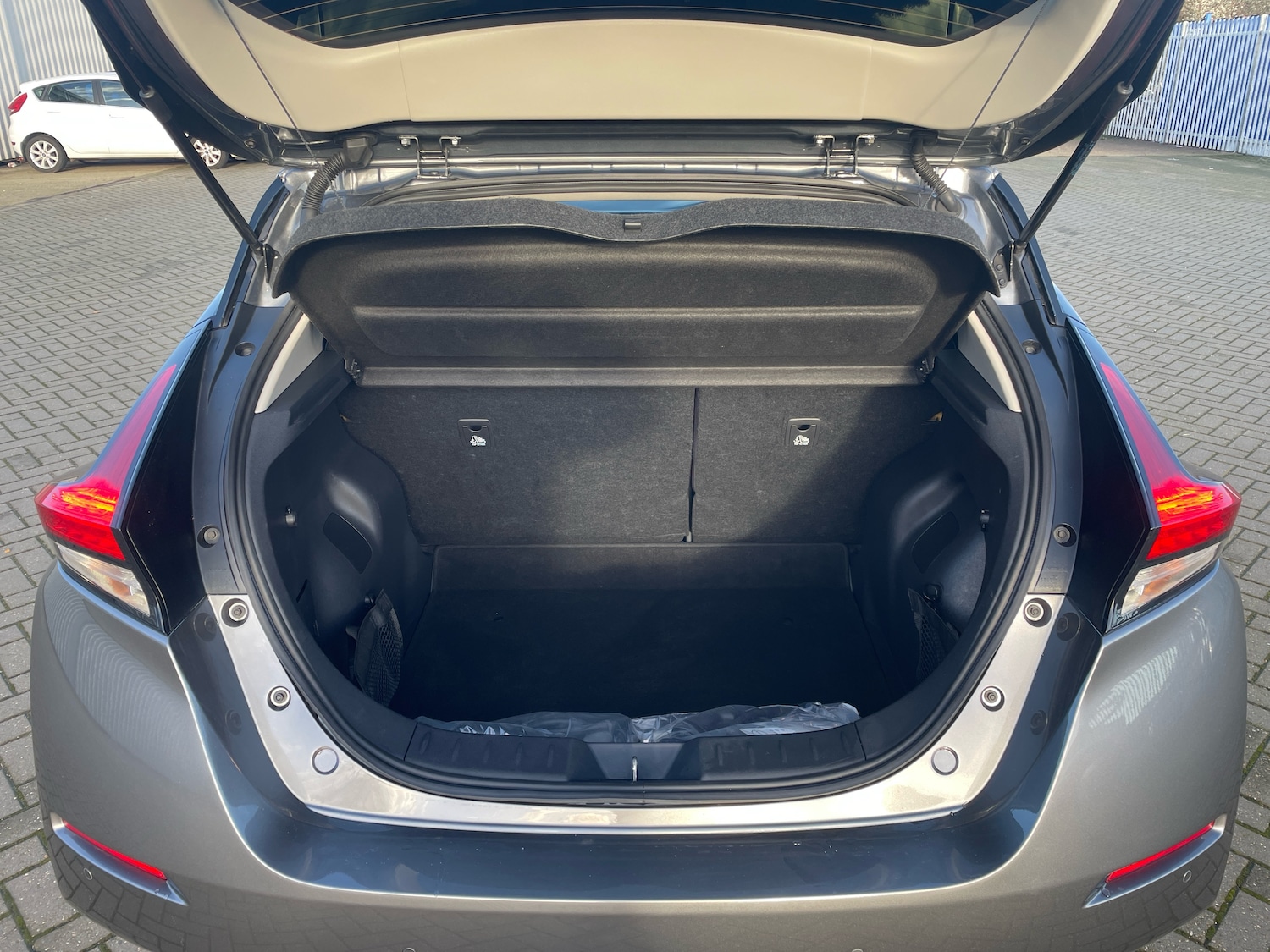 Used Nissan Leaf 2022 for sale - 76901546: Photo 9