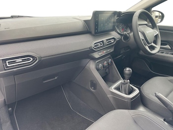 Used Dacia Sandero 2023 for sale - 79294021: Photo