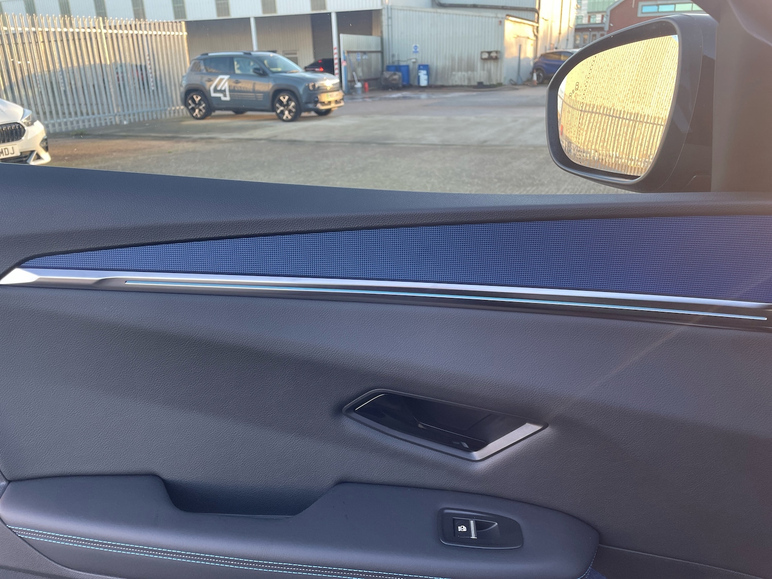 Used Renault Megane E Tech 2025 for sale - 76842216: Photo 11