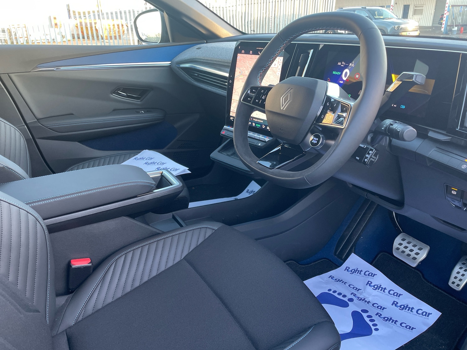 Used Renault Megane E Tech 2025 for sale - 76842216: Photo 6