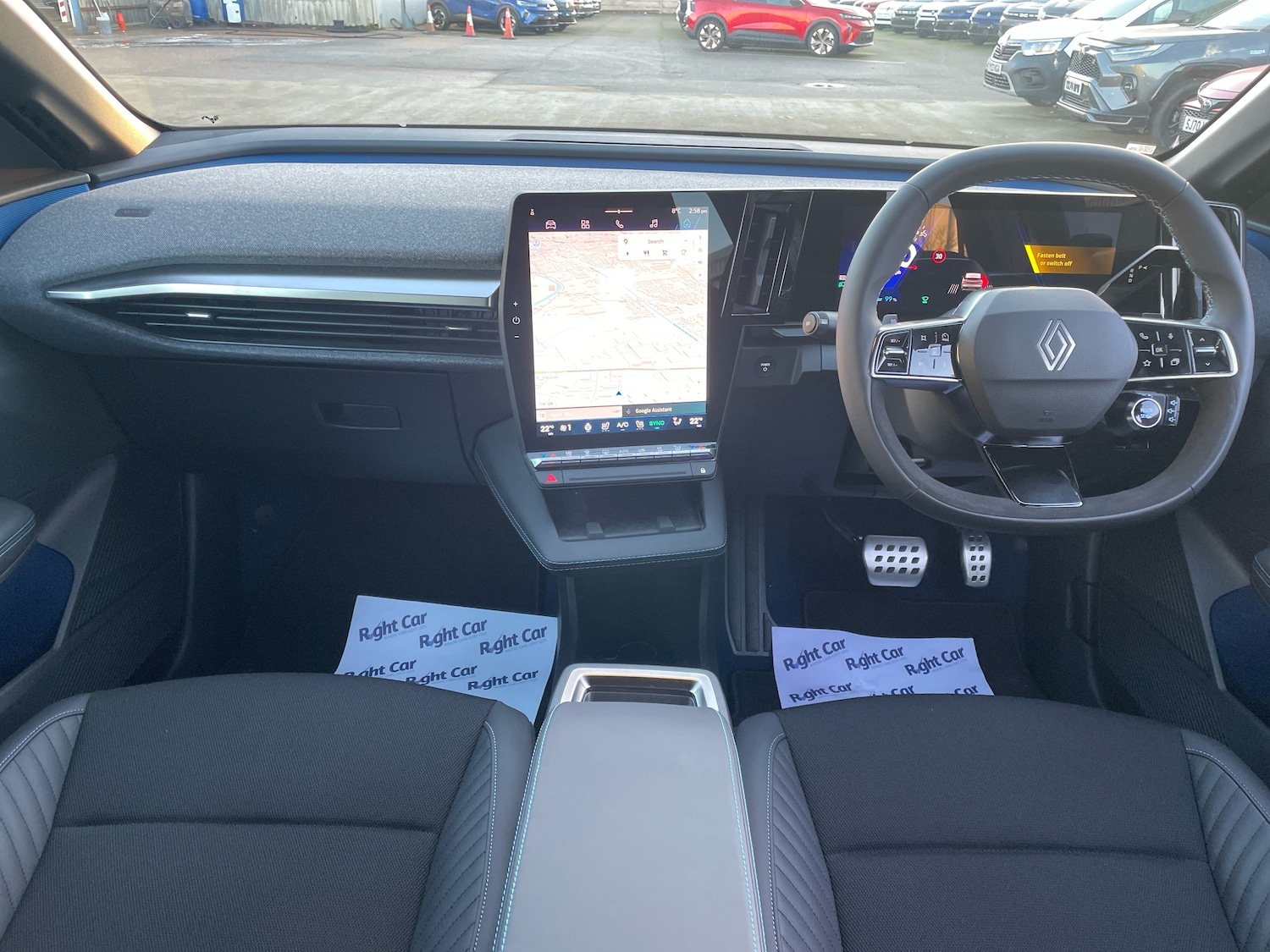 Used Renault Megane E Tech 2025 for sale - 76842216: Photo 8