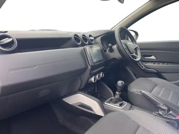 Used Dacia Duster 2023 for sale - 79743631: Photo