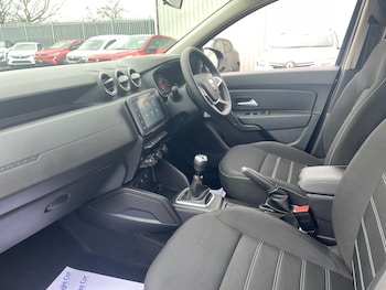 Used Dacia Duster 2022 for sale - 77480236: Photo