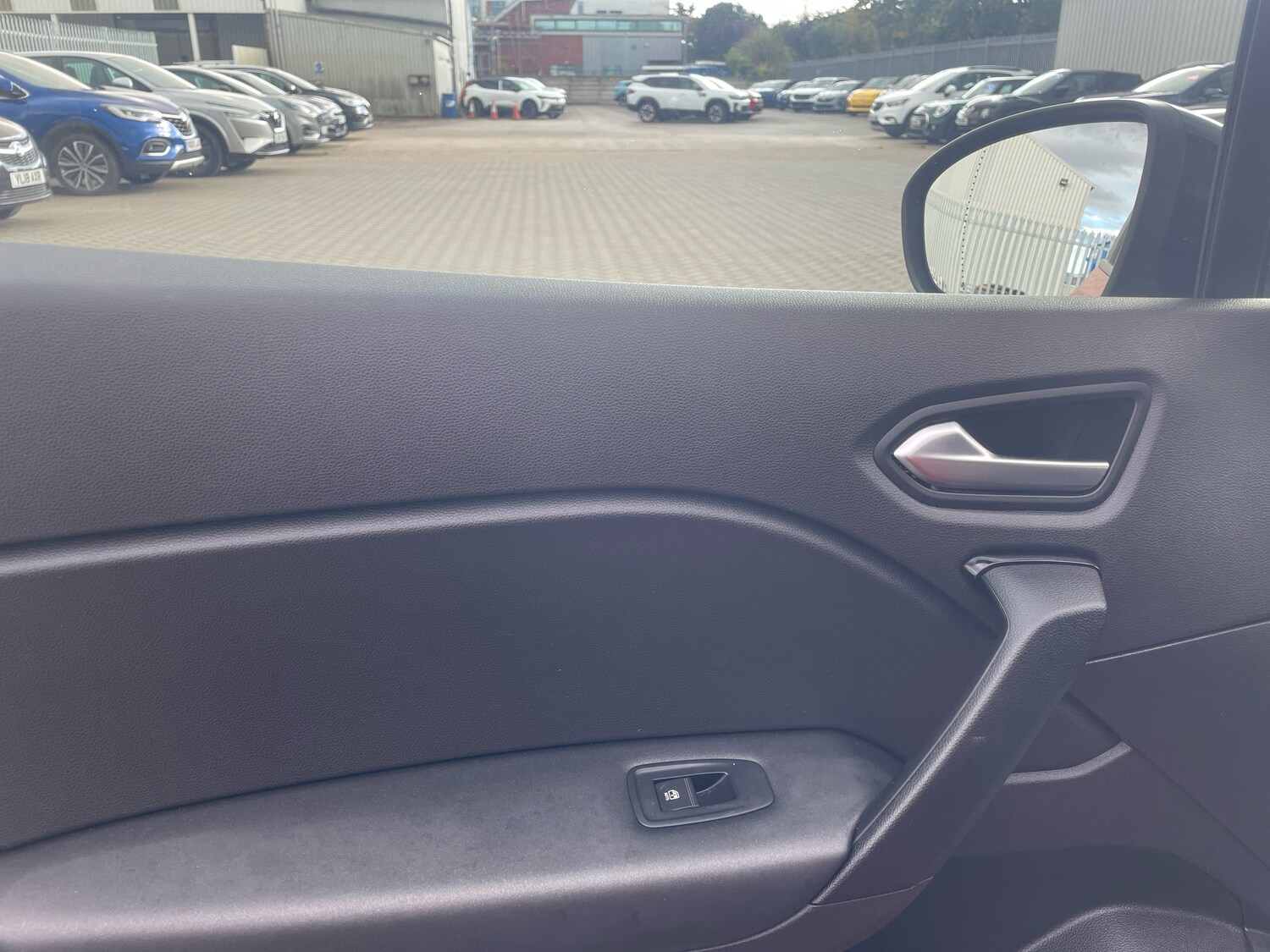 Used Renault Captur 2022 for sale - 75954972: Photo 11