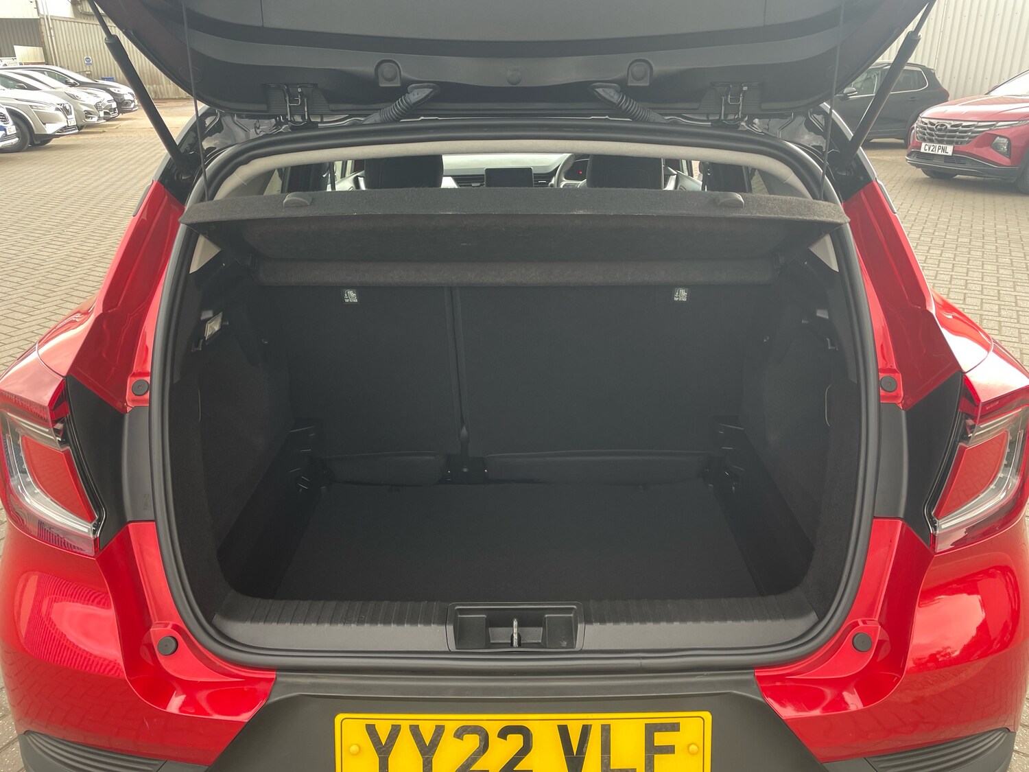 Used Renault Captur 2022 for sale - 75954972: Photo 9