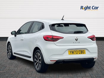 Used Renault Clio 2023 for sale - 75967430: Photo