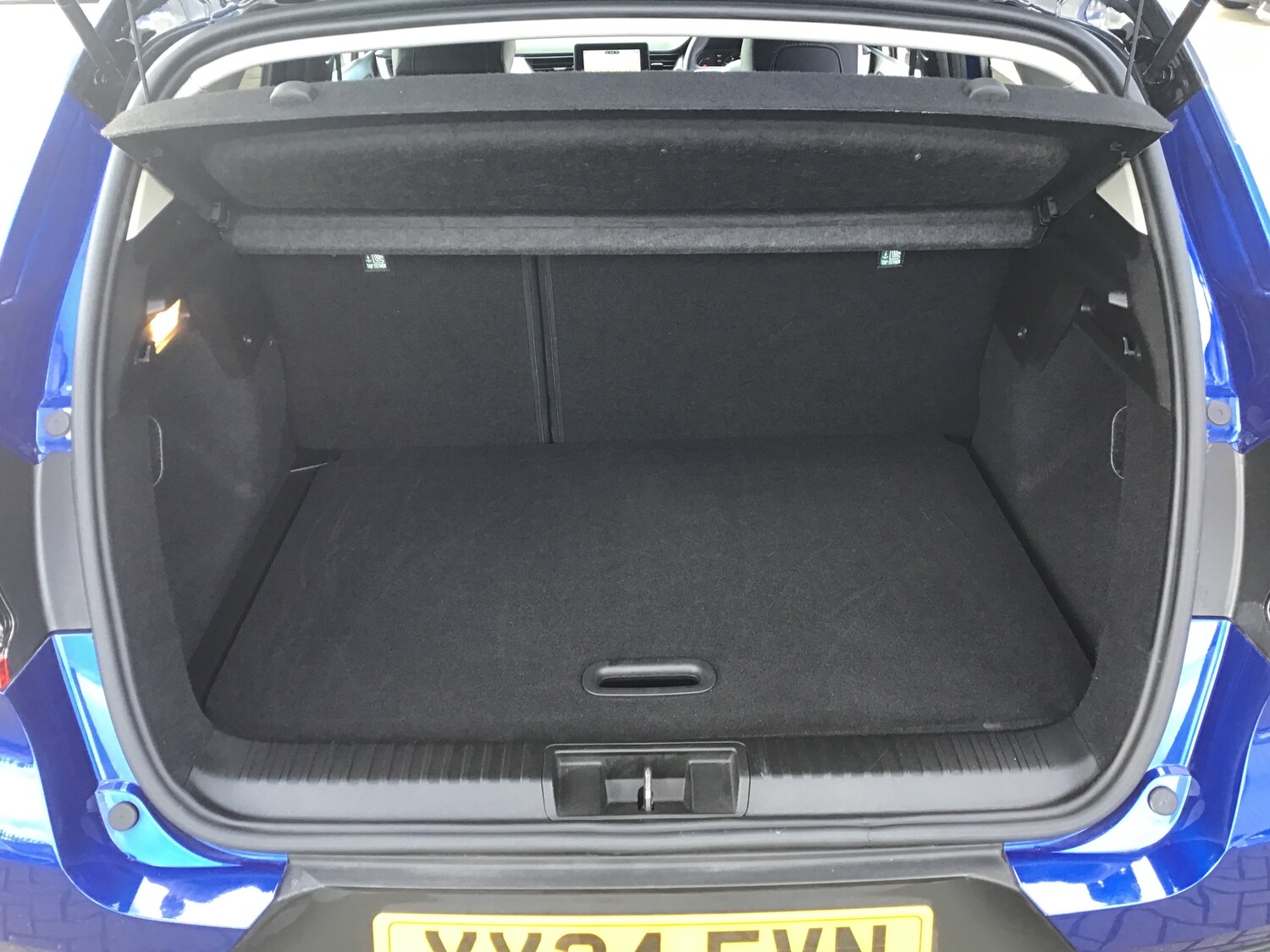 Used Renault Captur 2024 for sale - 78022357: Photo 9