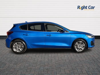 Used Ford Focus 2023 for sale - 75672311: Photo