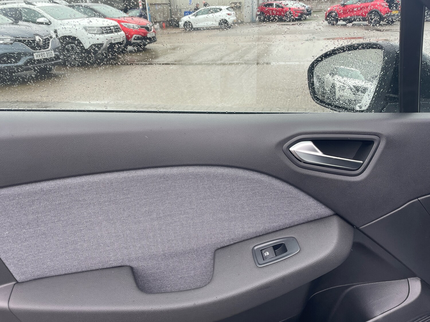 Used Renault Clio 2025 for sale - 77552474: Photo 11