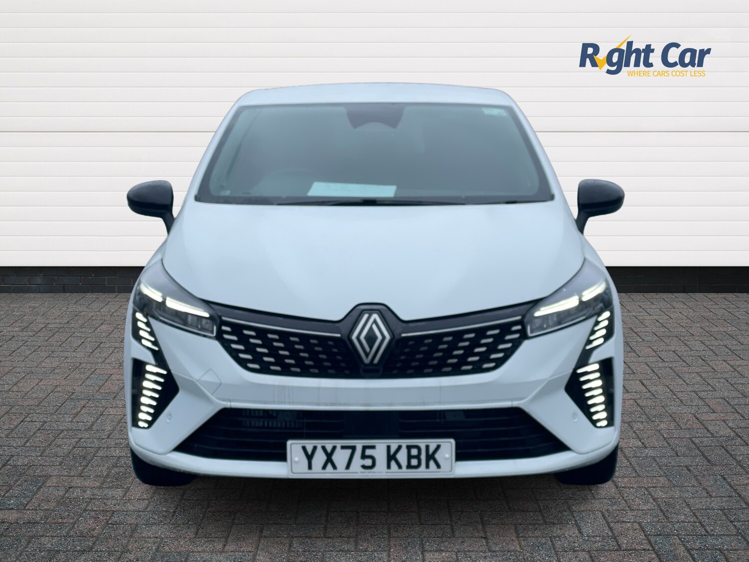 Used Renault Clio 2025 for sale - 77552474: Photo 7