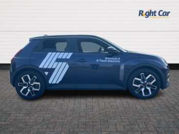 Used Renault 5 E-Tech electric 2025 for sale - 74960106: Photo