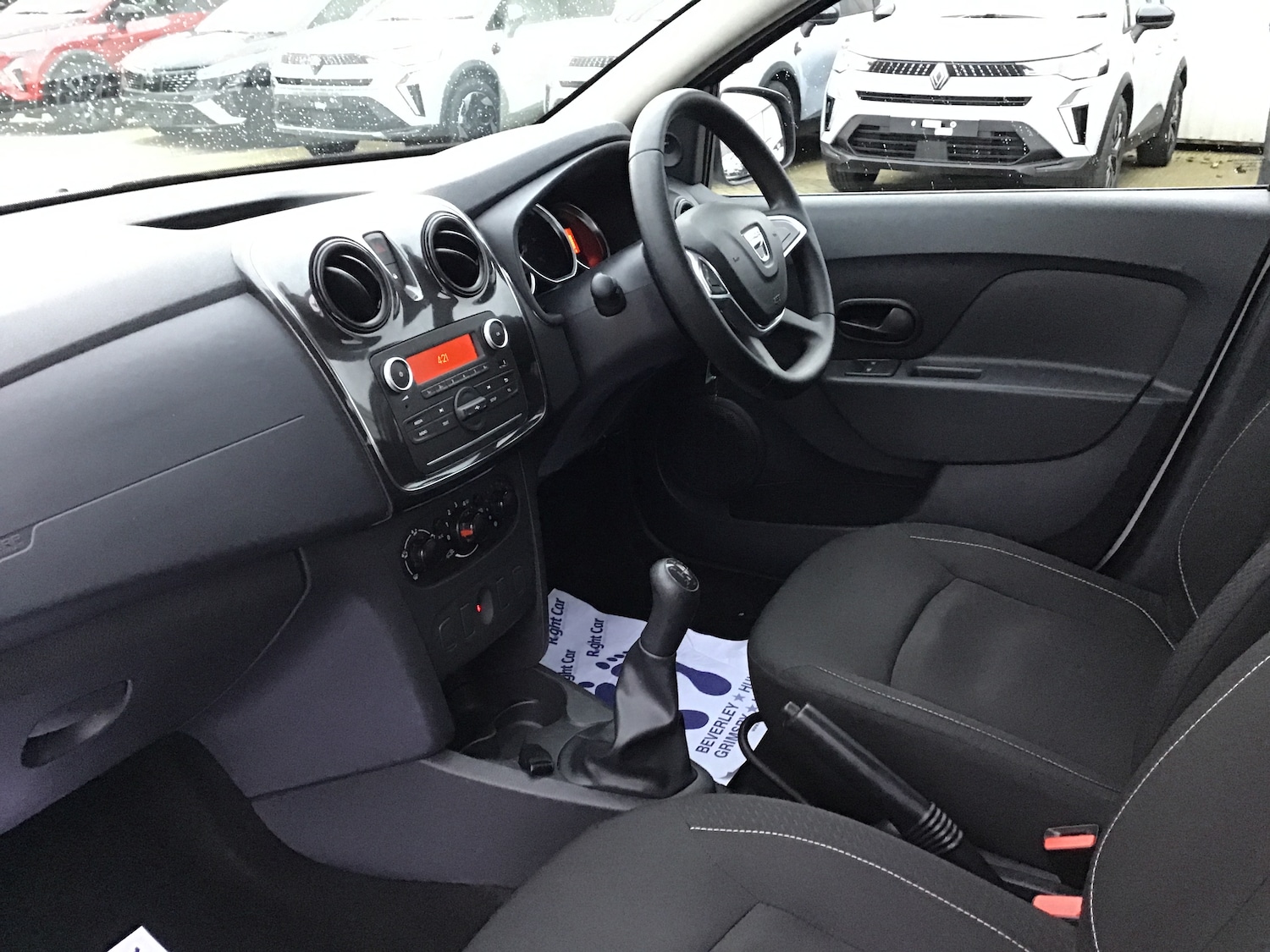 Used Dacia Sandero 2019 for sale - 77648202: Photo 2