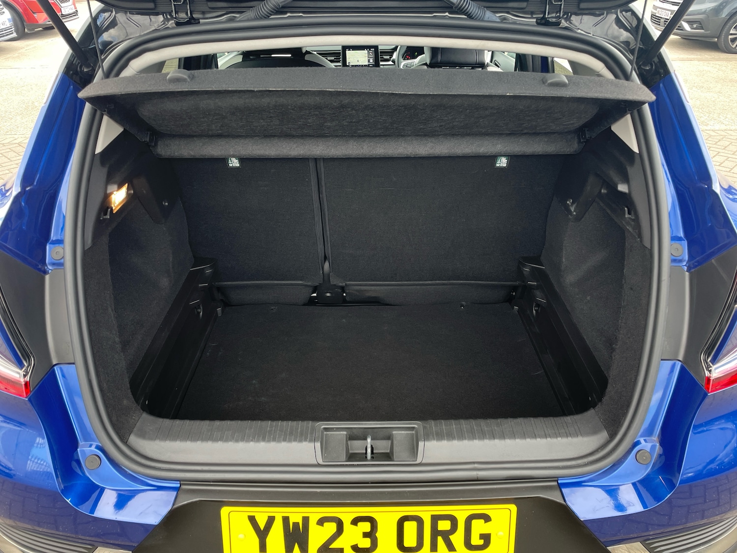 Used Renault Captur 2023 for sale - 78074736: Photo 9