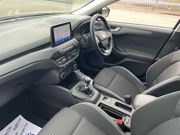 Used Ford Focus 2022 for sale - 74444109: Photo