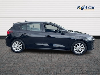 Used Ford Focus 2022 for sale - 74444109: Photo