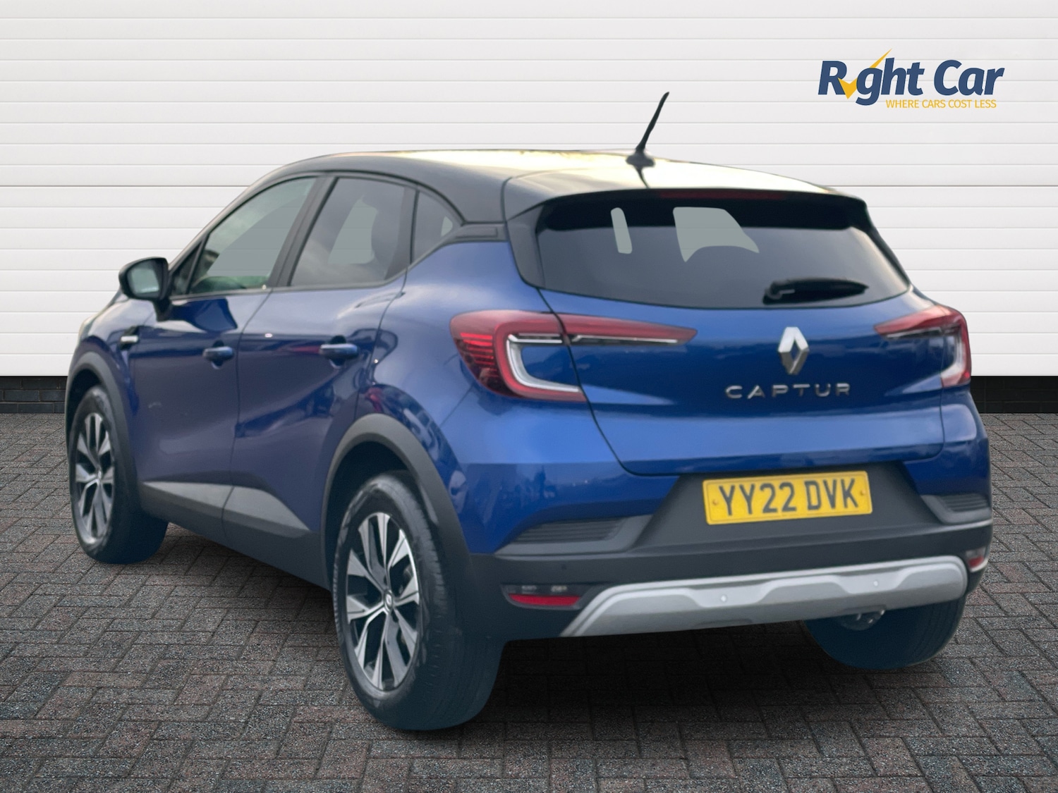Used Renault Captur 2022 for sale - 77205786: Photo 3