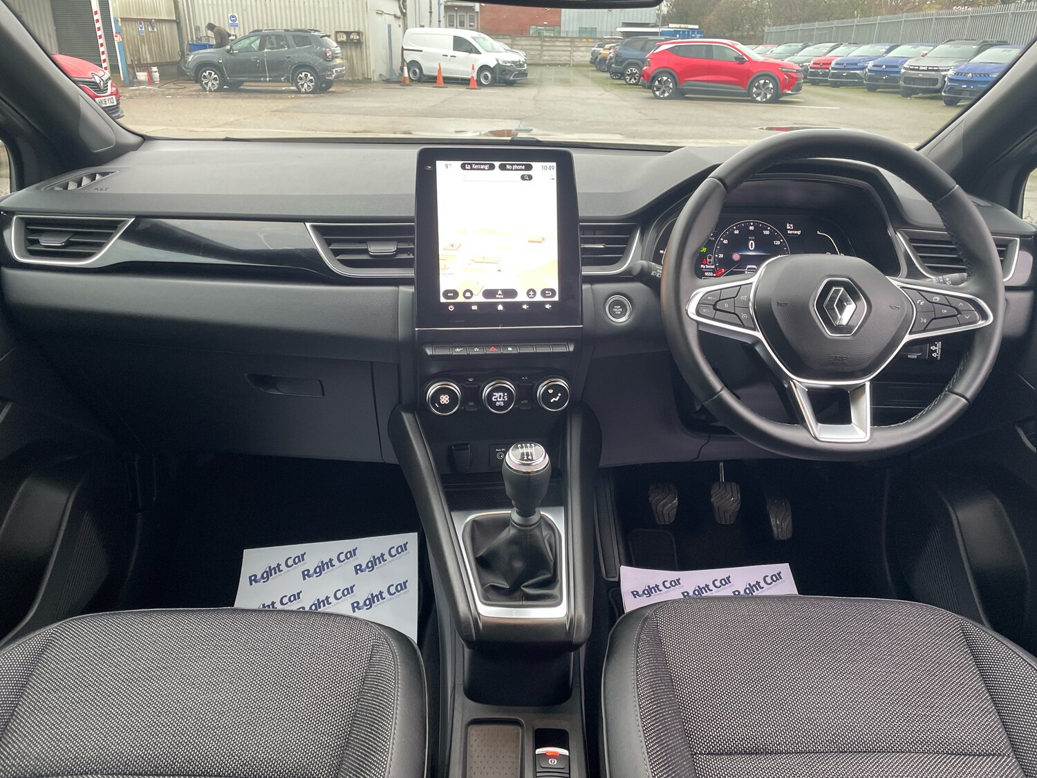 Used Renault Captur 2023 for sale - 76999545: Photo 8