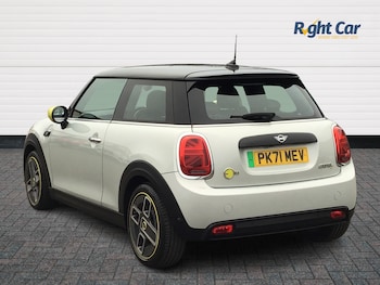 Used MINI Hatch 2021 for sale - 77810278: Photo